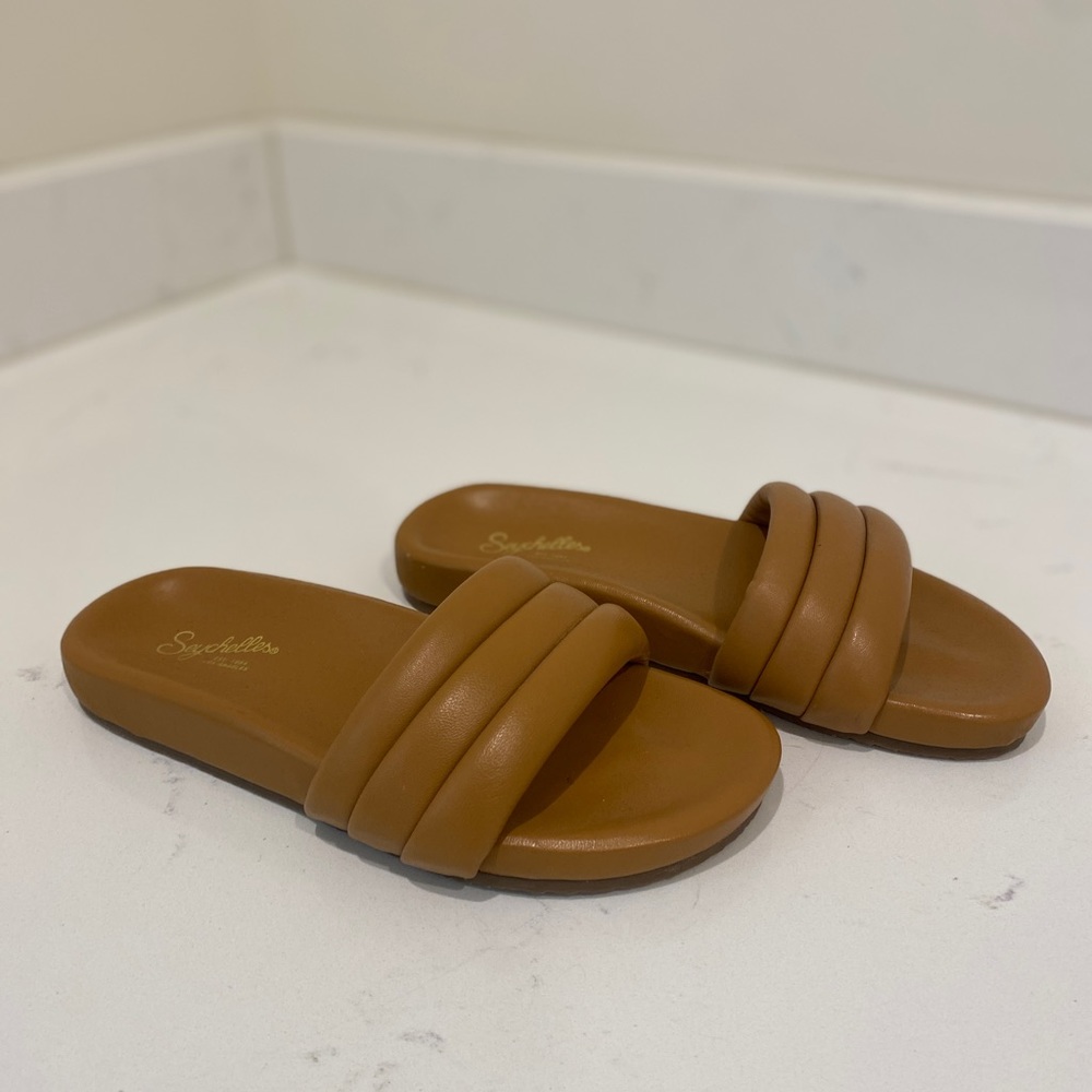 Seychelles Low key Classic Slides